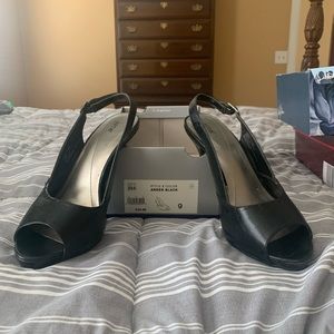 Apt 9 Arden black size 9 heels